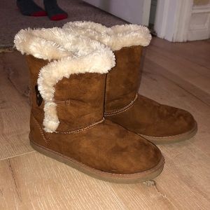 Brown Fluffy Boots